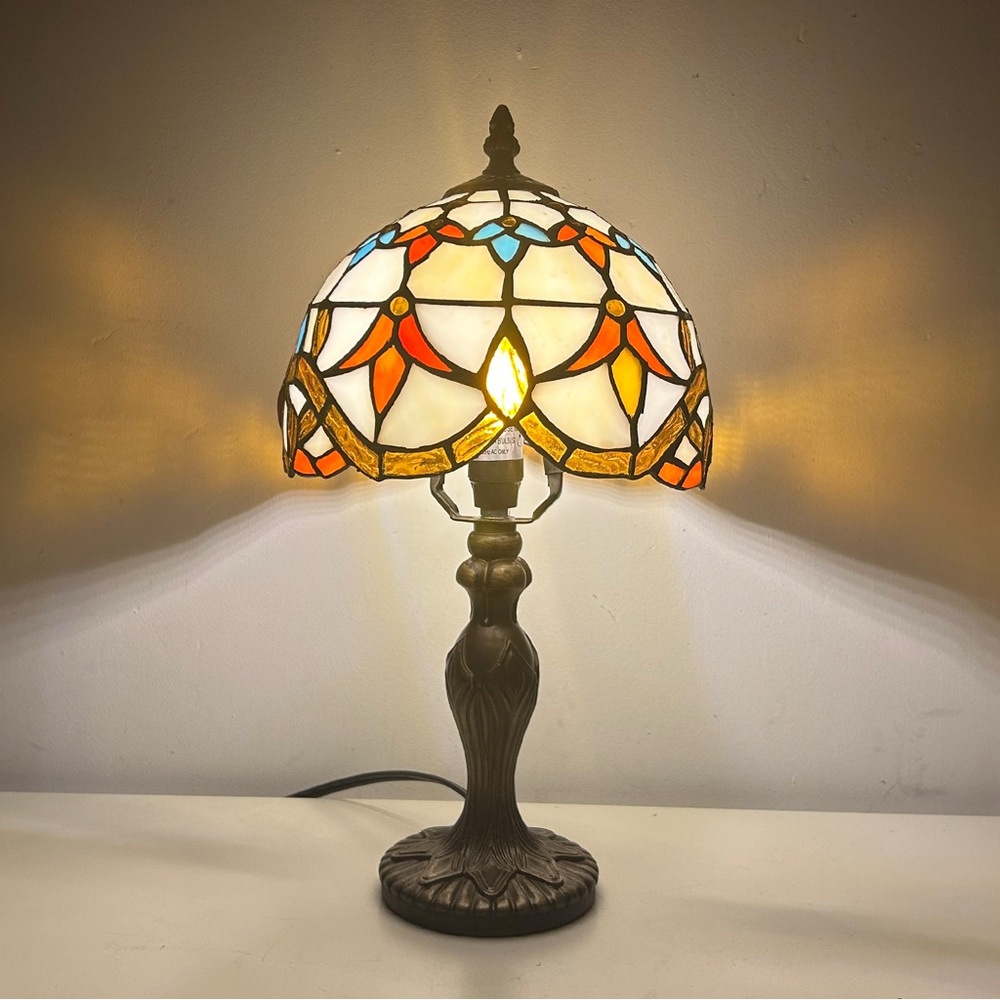 Perfect Gift/Housewarming Gift Pink Flower Lamp/new Stained Glass Bedside Light